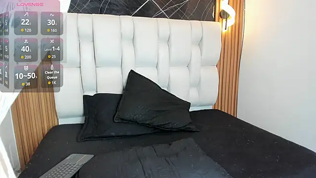 Snapshot of lunaa__dl chatting on 15, 2, 2026 lunaa dl online show from 15, 2, 2026