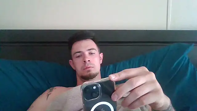 Snapshot of midnightsinz chatting on 29, 4, 2026 midnightsinz online show from 29, 4, 2026