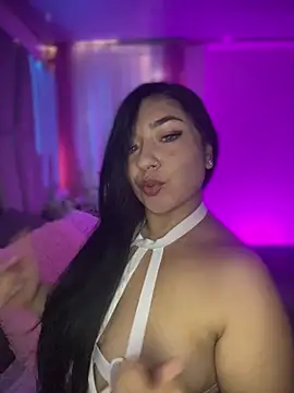 Snapshot of Grecia_Valmont chatting on 14, 2, 2026 Grecia Valmont online show from 14, 2, 2026