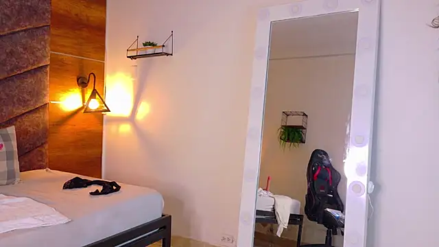 FernandaBrown   online show from 10, 7, 2026