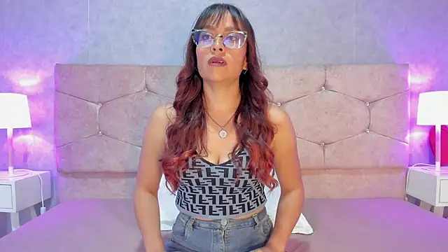 Chloe Miiler online show from 16, 2, 2026