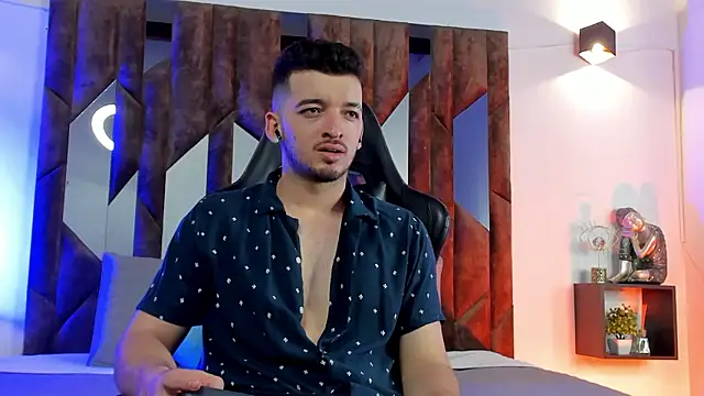Logan Wolf-js online show from 12, 3, 2026
