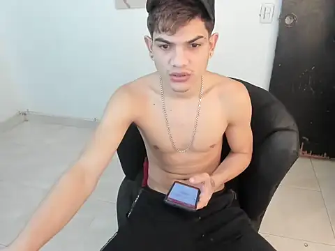 Snapshot of Jesshot_bigcock20cm chatting on 25, 2, 2026 Jesshot bigcock20cm online show from 25, 2, 2026