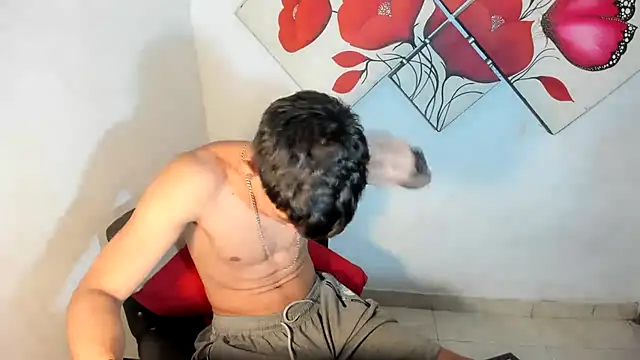 Jesshot bigcock20cm online show from 1, 6, 2026