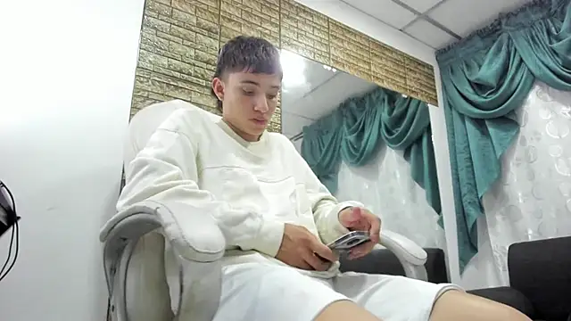 Snapshot of Wesleey-Boy chatting on 19, 2, 2026 Wesleey-Boy online show from 19, 2, 2026