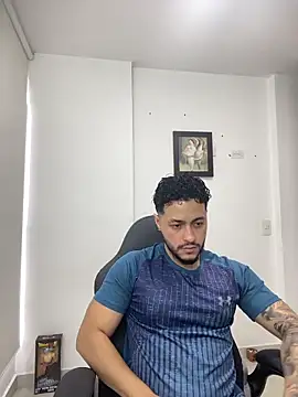 MattiaDupont online show from 10, 4, 2026