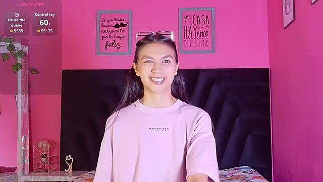 Snapshot of ThinPrincesss chatting on 24, 2, 2026 ThinPrincesss online show from 24, 2, 2026