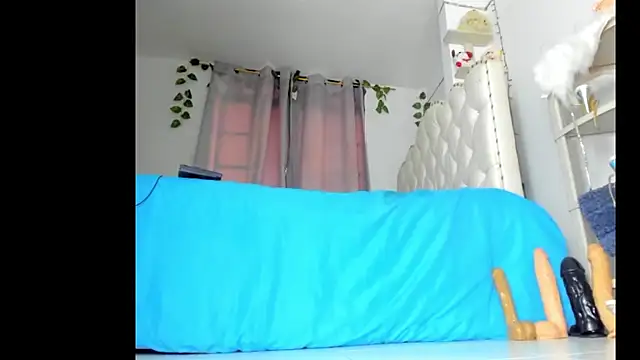 sweet supreme online show from 12, 4, 2026