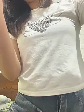 DoliceGirl2k online show from 4, 5, 2026