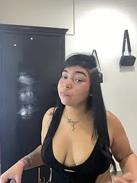 big booty girl online show from 19, 2, 2026