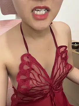 LucyKiss online show from 17, 3, 2026