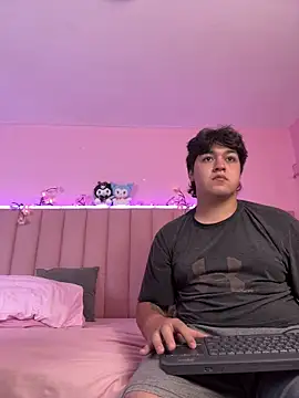 EmilyAndAndrew online show from 24, 5, 2026