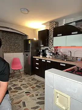 EmilyAndAndrew online show from 4, 4, 2026