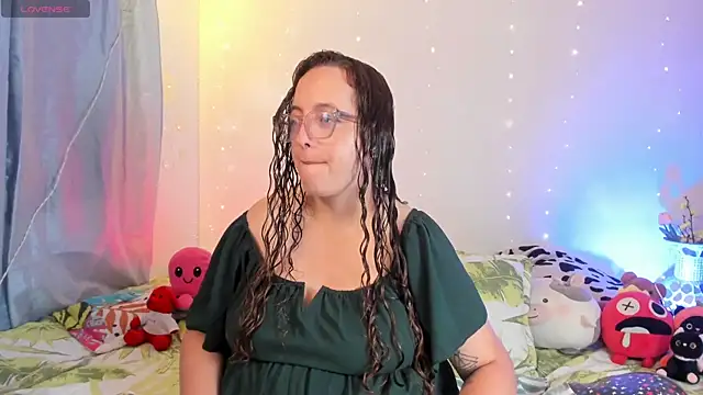 Snapshot of Stacy_millerr1 chatting on 7, 7, 2026 Stacy millerr1 online show from 7, 7, 2026