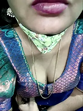 Snapshot of Tamilkannadacouple chatting on 7, 5, 2026 Tamilkannadacouple online show from 7, 5, 2026