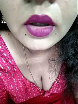 Snapshot of Tamilkannadacouple chatting on 4, 5, 2026 Tamilkannadacouple online show from 4, 5, 2026