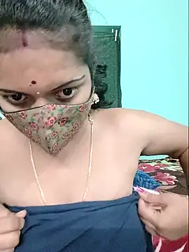 Snapshot of Tamilkannadacouple chatting on 22, 4, 2026 Tamilkannadacouple online show from 22, 4, 2026