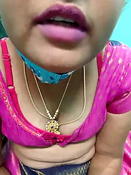 Snapshot of Tamilkannadacouple chatting on 19, 2, 2026 Tamilkannadacouple online show from 19, 2, 2026