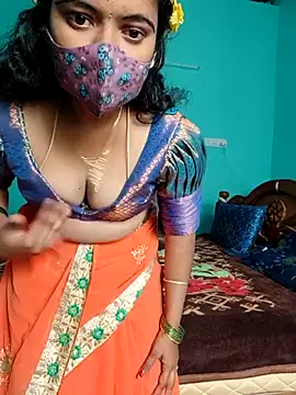 Snapshot of Tamilkannadacouple chatting on 18, 2, 2026 Tamilkannadacouple online show from 18, 2, 2026