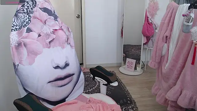 MyAsianWaifu online show from 20, 5, 2026