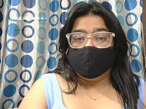 GangbangCouple online show from 11, 4, 2026