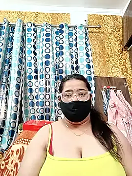 GangbangCouple online show from 7, 3, 2026