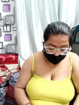 Snapshot of GangbangCouple chatting on 24, 2, 2026 GangbangCouple online show from 24, 2, 2026