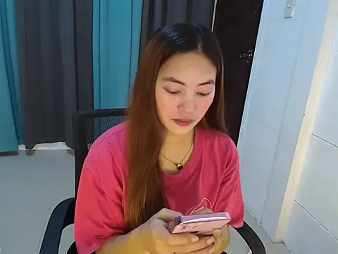 Snapshot of babydenxx69 chatting on 8, 3, 2026 babydenxx69 online show from 8, 3, 2026