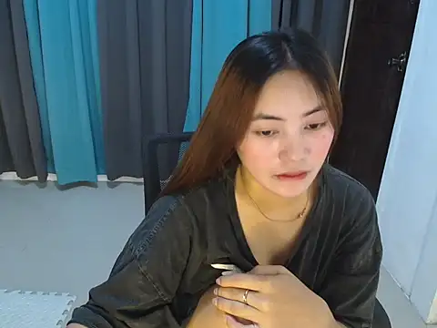 Snapshot of babydenxx69 chatting on 6, 3, 2026 babydenxx69 online show from 6, 3, 2026