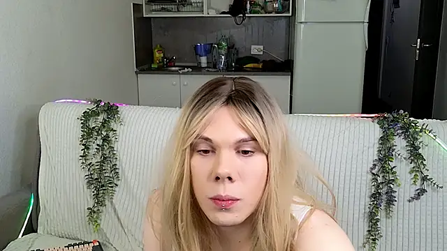 SnezanaLive online show from 28, 2, 2026