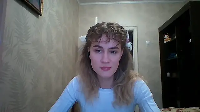 Snapshot of DeanneGilcher chatting on 22, 2, 2026 DeanneGilcher online show from 22, 2, 2026