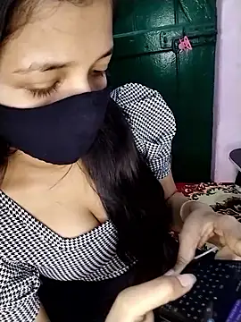 Naina-hott online show from 9, 3, 2026