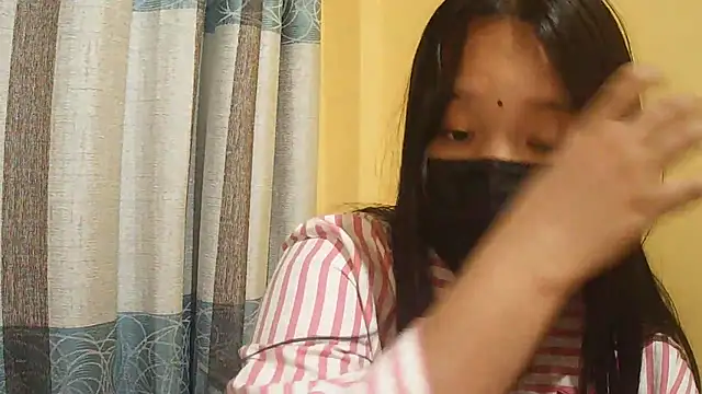 PRENCY CUTE online show from 4, 4, 2026