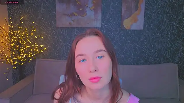  Kiki angel  online show from 3, 5, 2026