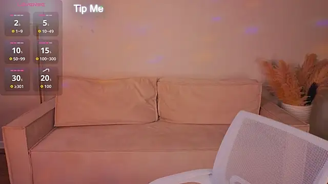  Kiki angel  online show from 18, 5, 2026