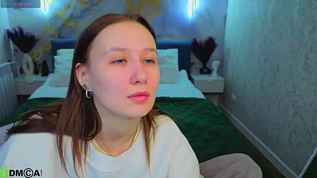 Kiki angel  online show from 25, 4, 2026