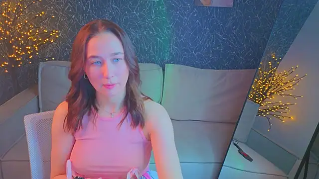  Kiki angel  online show from 6, 5, 2026
