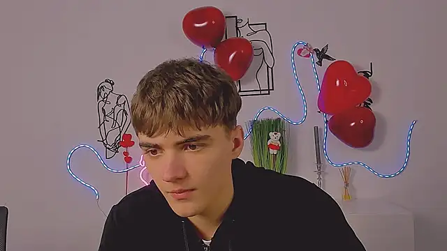 Snapshot of emil_lucky chatting on 9, 2, 2026 emil lucky online show from 9, 2, 2026