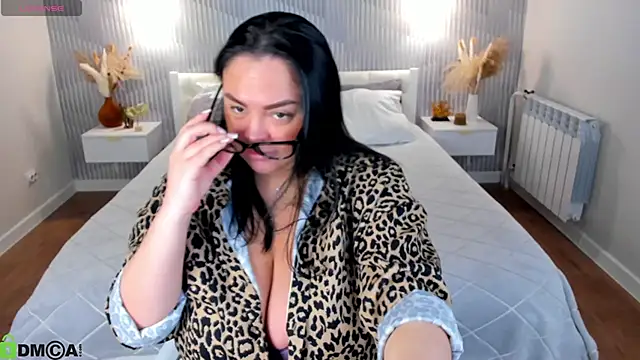 adele crown online show from 19, 2, 2026