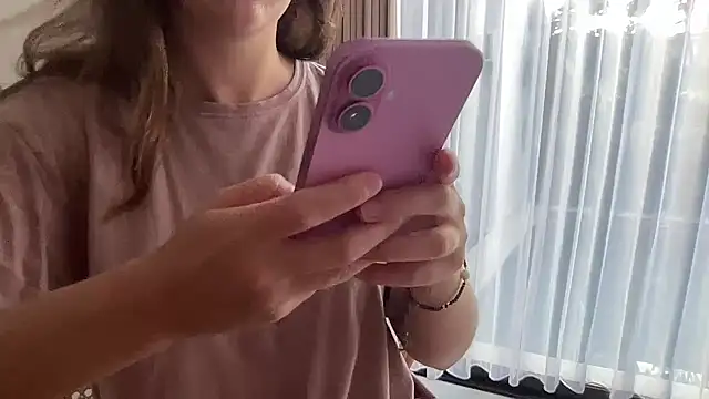 LoveeeeSabrina online show from 29, 3, 2026