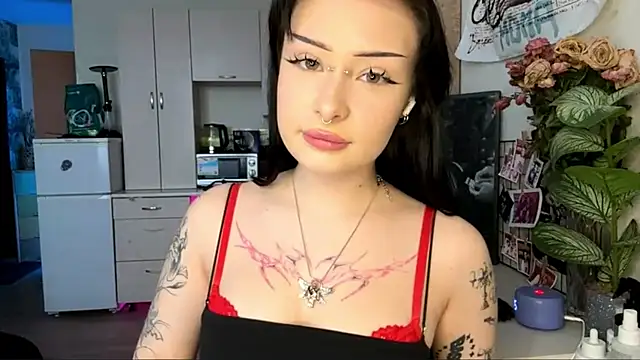 Snapshot of annicefeel chatting on 25, 2, 2026 annicefeel online show from 25, 2, 2026