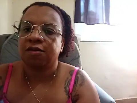 Snapshot of Mineirasafada2026 chatting on 2, 3, 2026 Mineirasafada2026 online show from 2, 3, 2026