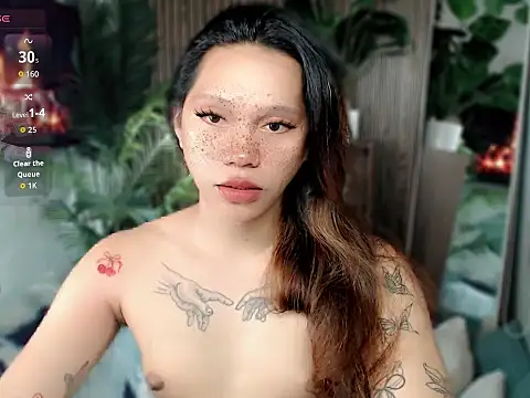 Kelly Mckinney online show from 7, 2, 2026