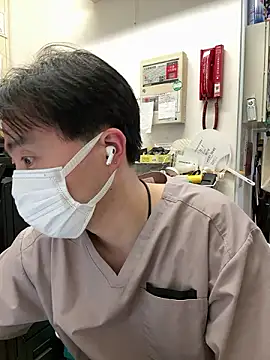 shizuku-kun211 online show from 28, 2, 2026