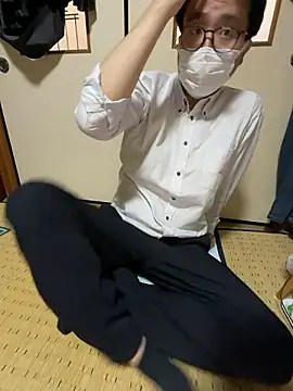 Snapshot of shizuku-kun211 chatting on 13, 5, 2026 shizuku-kun211 online show from 13, 5, 2026