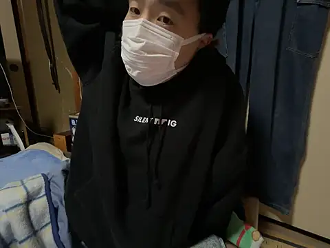 shizuku-kun211 online show from 7, 3, 2026