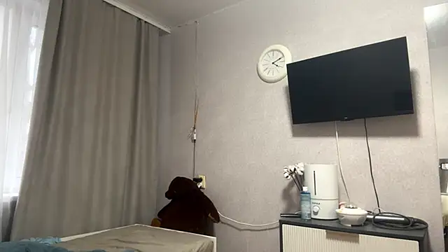 MilaSliger online show from 13, 2, 2026