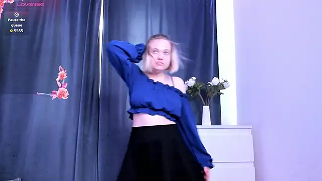 MariamGravert online show from 28, 2, 2026