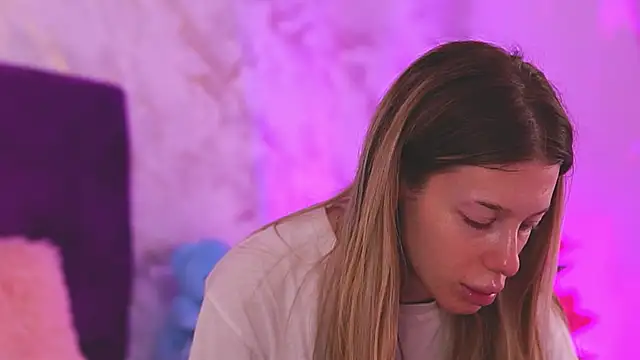 EllinaNuria online show from 23, 2, 2026