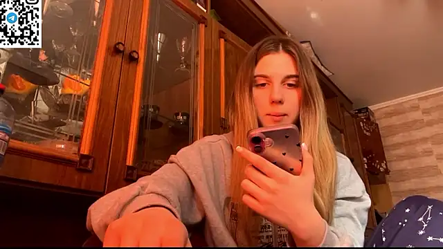 LovelySilk 63 online show from 24, 3, 2026